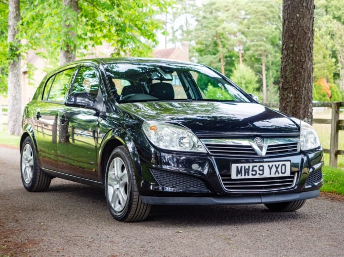 2025 Vauxhall Astra
