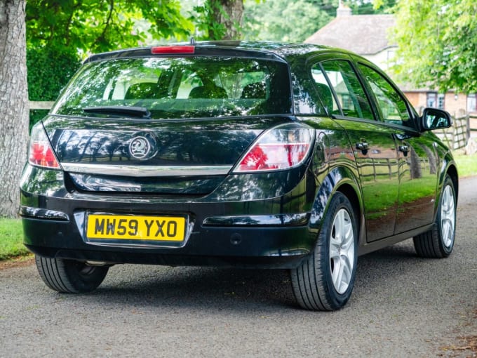 2025 Vauxhall Astra