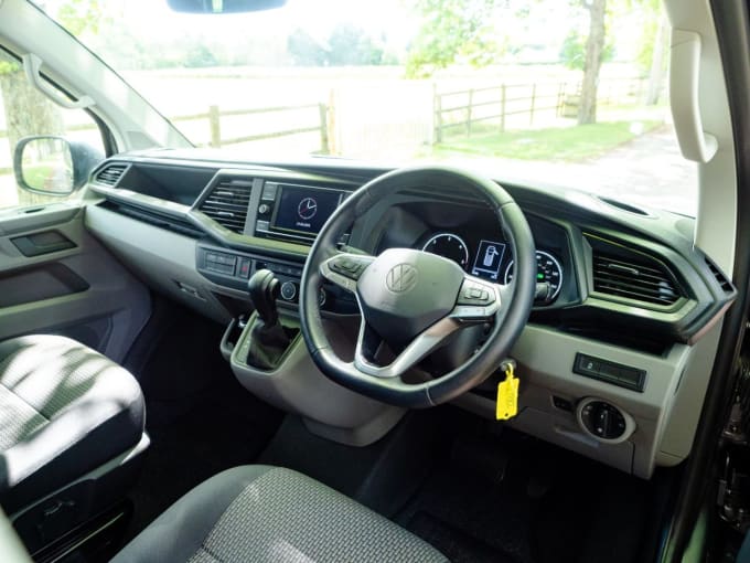 2025 Volkswagen Transporter