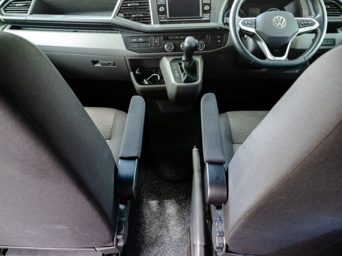 2025 Volkswagen Transporter