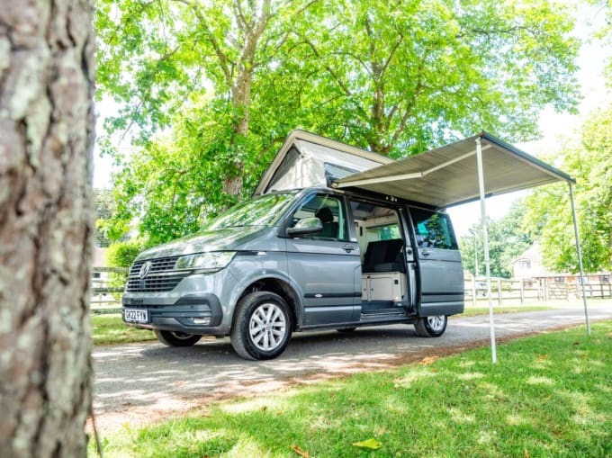2025 Volkswagen Transporter