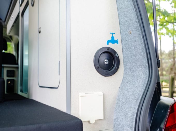 2025 Volkswagen Transporter