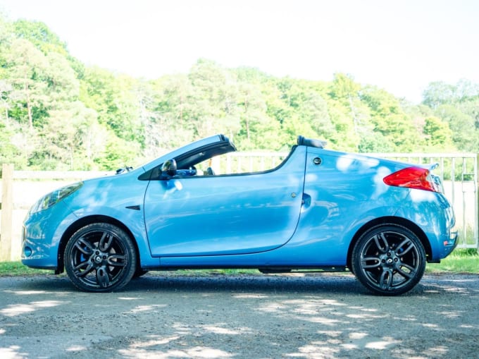 2025 Renault Wind