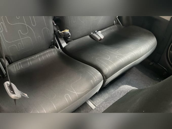 2025 Toyota Yaris