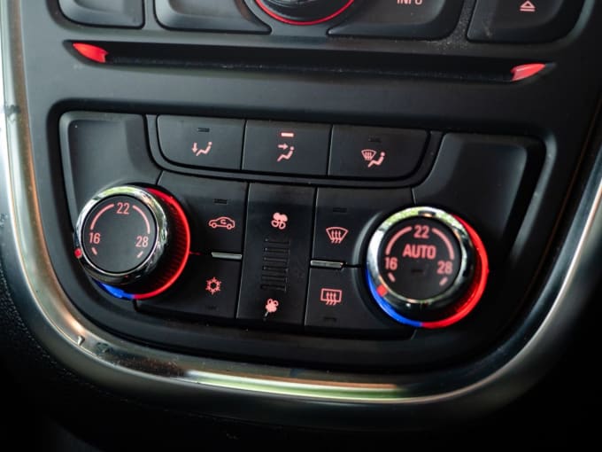 2025 Vauxhall Mokka