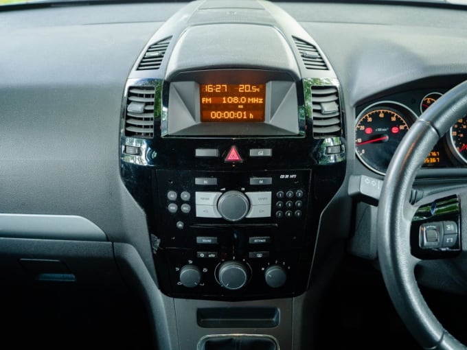 2025 Vauxhall Zafira