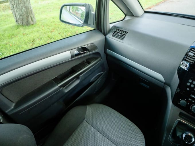 2025 Vauxhall Zafira