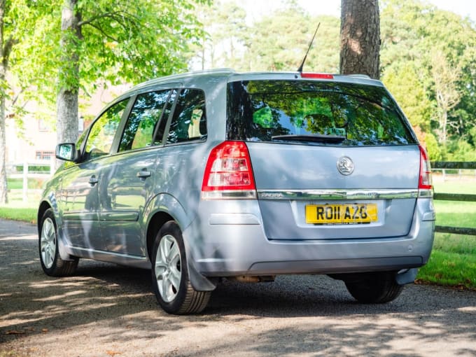 2025 Vauxhall Zafira