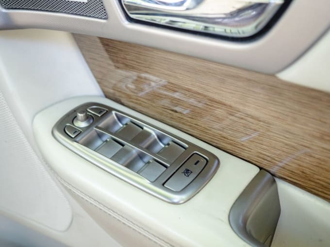 2025 Jaguar Xf