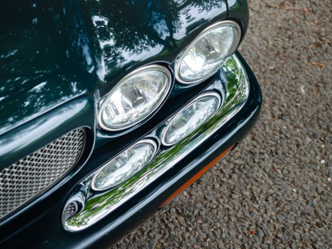 2025 Jaguar Xjr