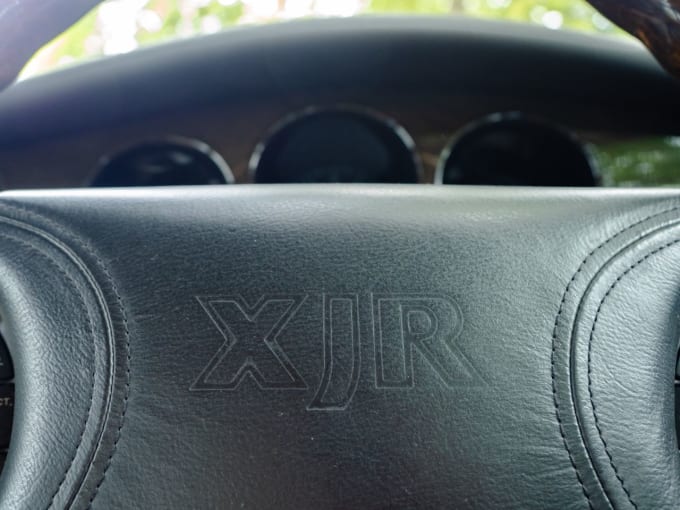2025 Jaguar Xjr