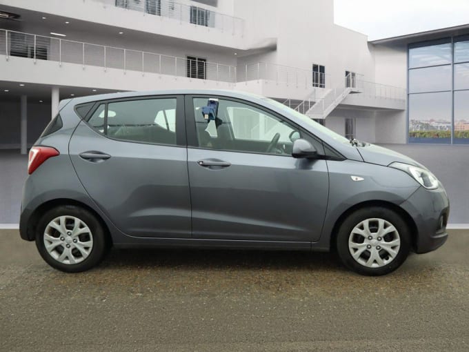 2025 Hyundai I10