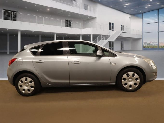 2025 Vauxhall Astra