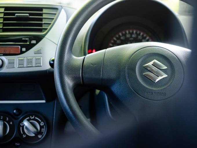 2025 Suzuki Alto
