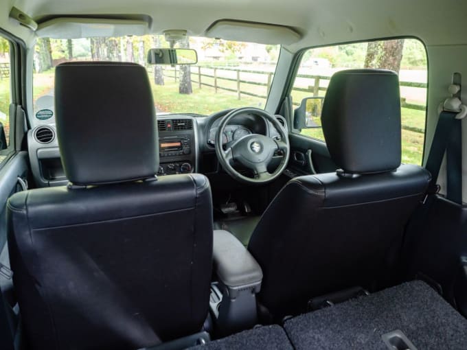 2025 Suzuki Jimny