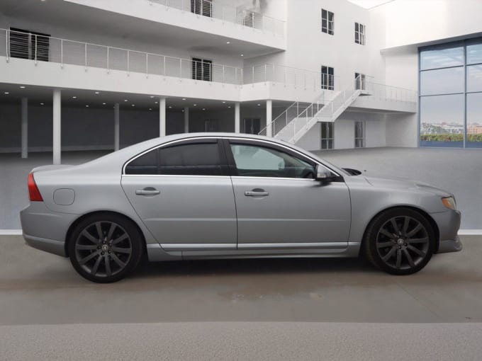 2025 Volvo S80