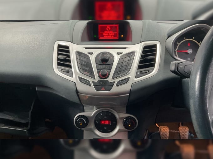 2025 Ford Fiesta