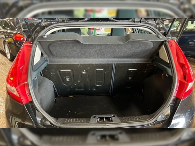 2010 Ford Fiesta