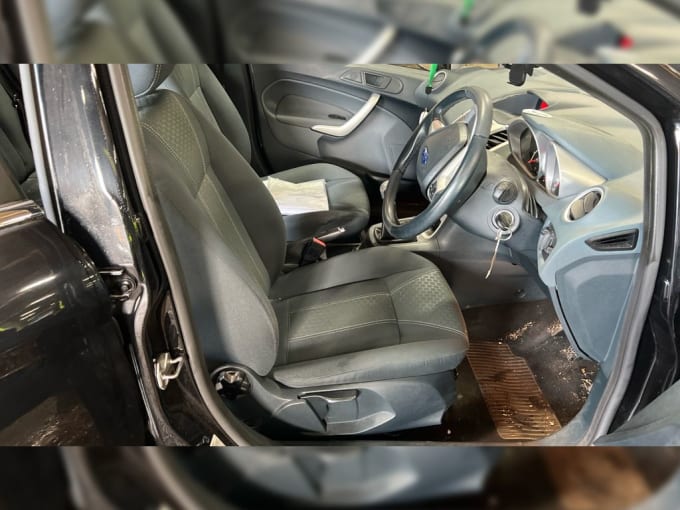 2010 Ford Fiesta