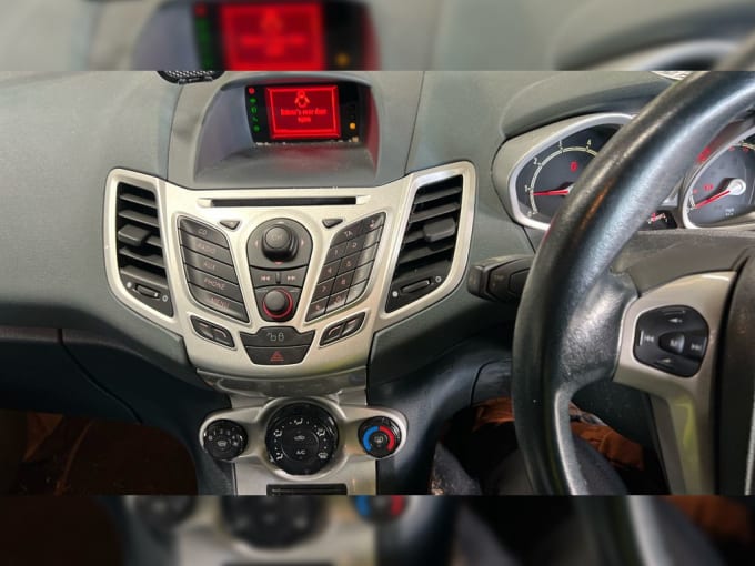 2010 Ford Fiesta