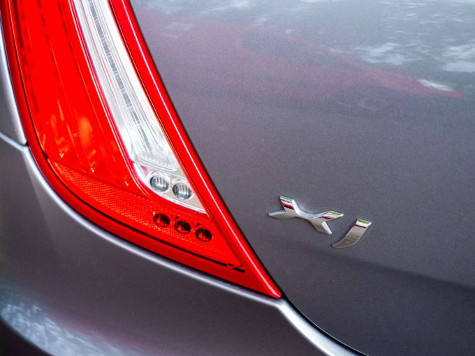 2010 Jaguar Xj