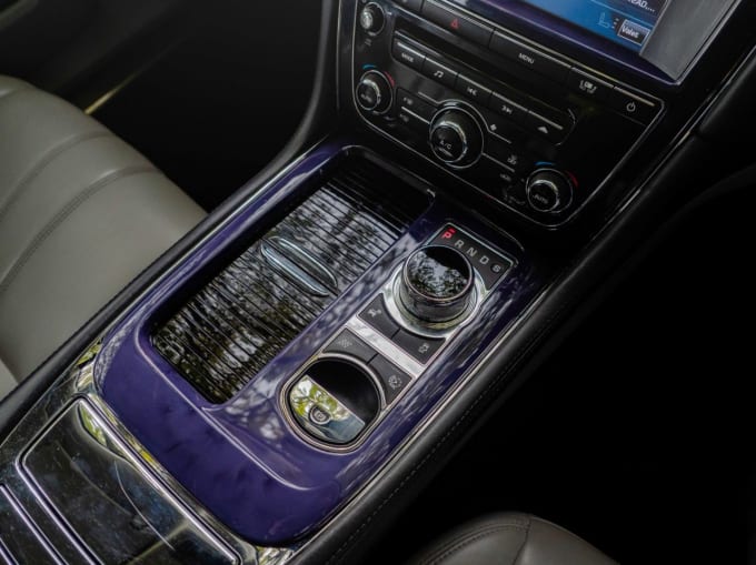 2010 Jaguar Xj