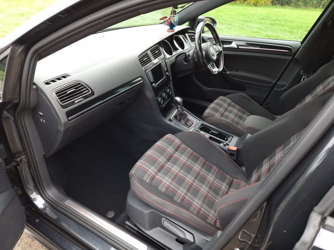 2025 Volkswagen Golf Gti