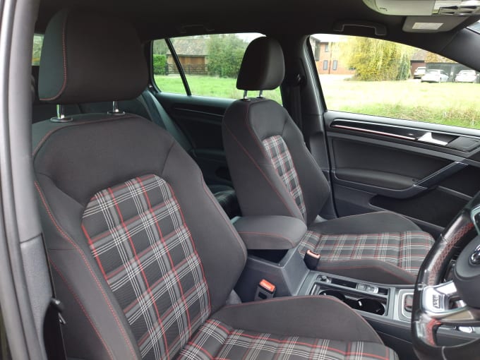 2025 Volkswagen Golf Gti