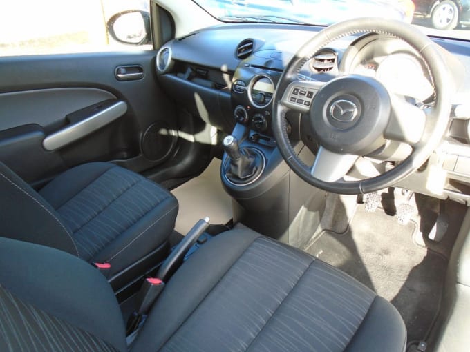 2010 Mazda Mazda 2