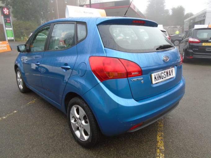 2010 Kia Venga