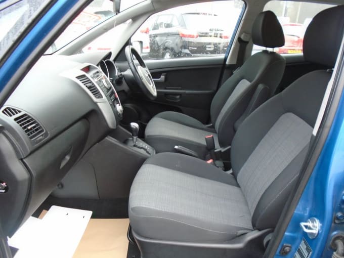 2010 Kia Venga