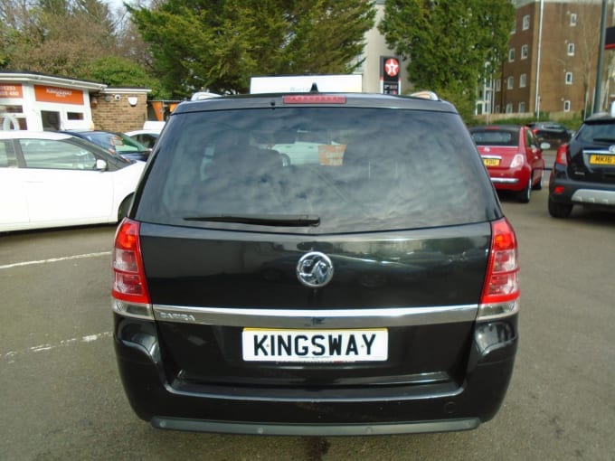 2025 Vauxhall Zafira