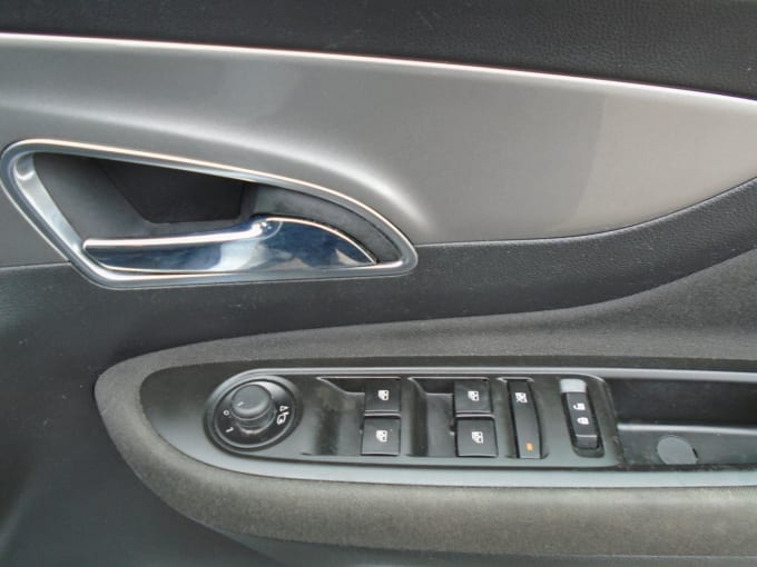 2025 Vauxhall Mokka