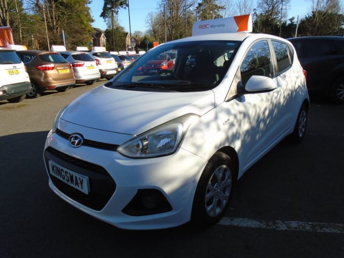 2025 Hyundai I10