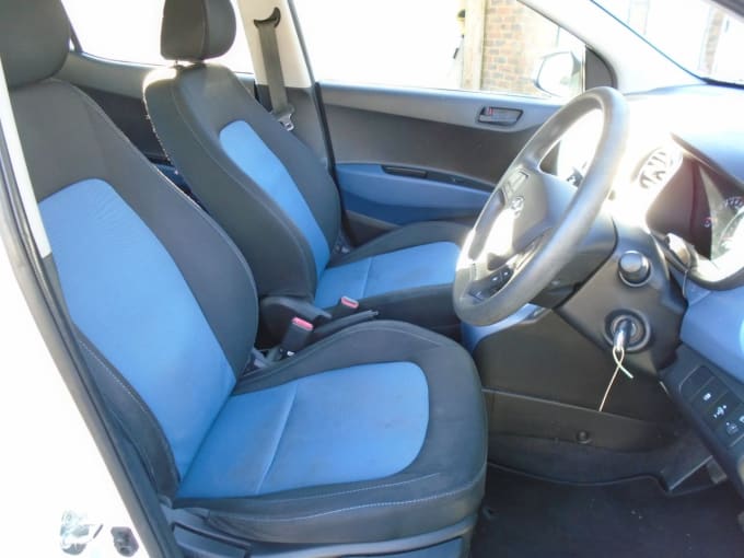 2025 Hyundai I10