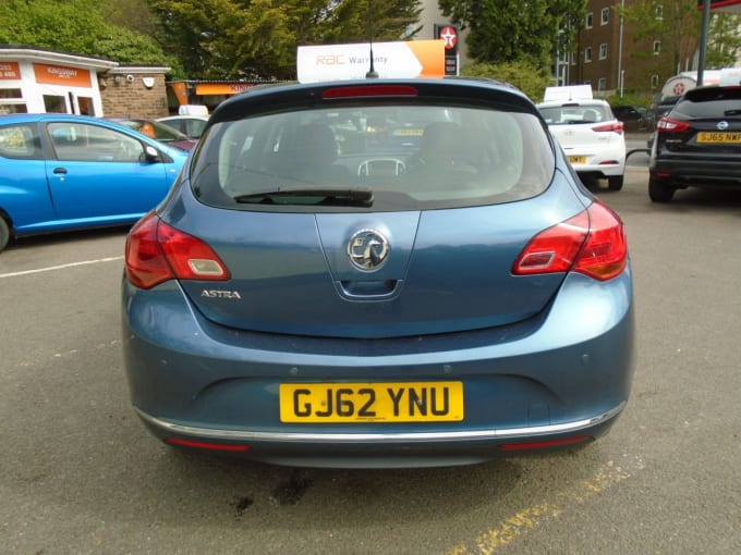 2025 Vauxhall Astra