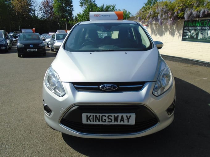 2025 Ford C-max