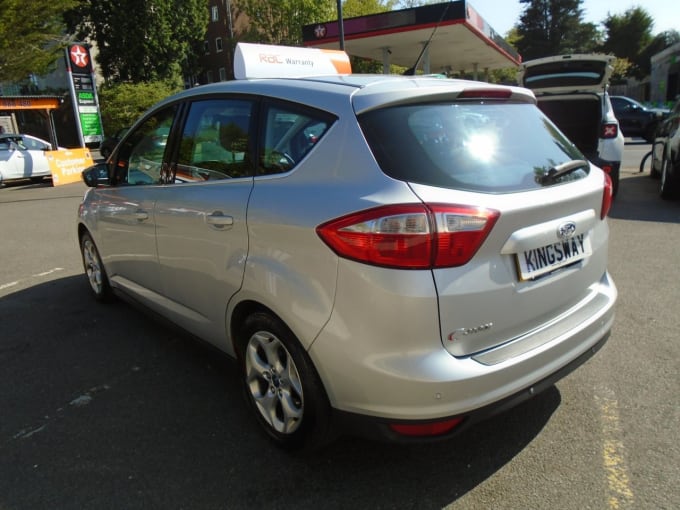 2025 Ford C-max