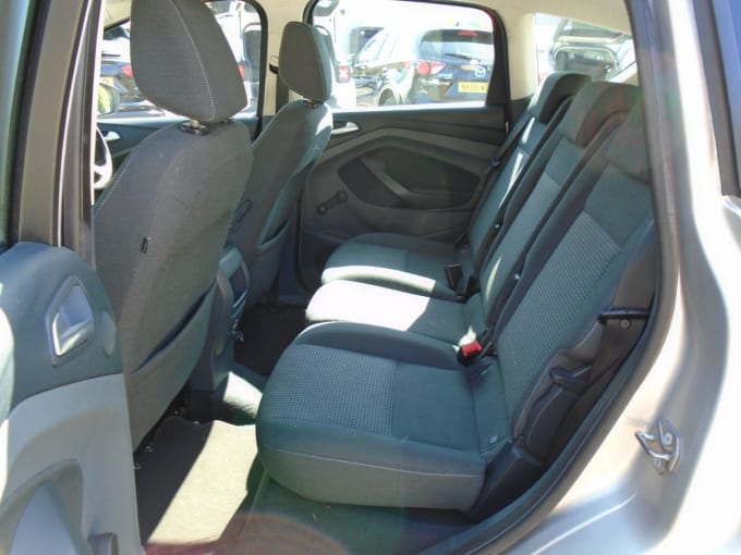 2025 Ford C-max