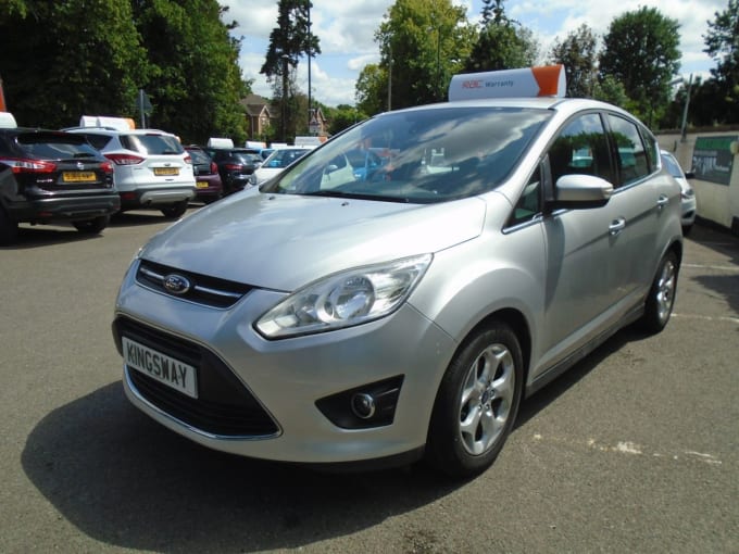 2025 Ford C-max