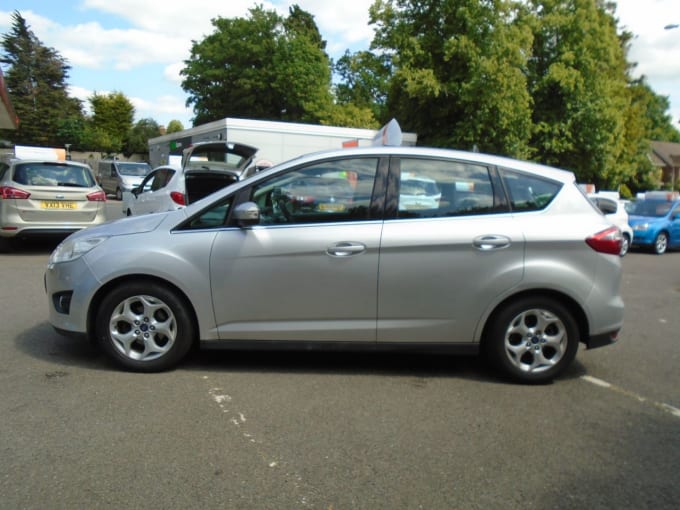 2025 Ford C-max