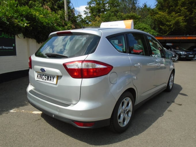 2025 Ford C-max
