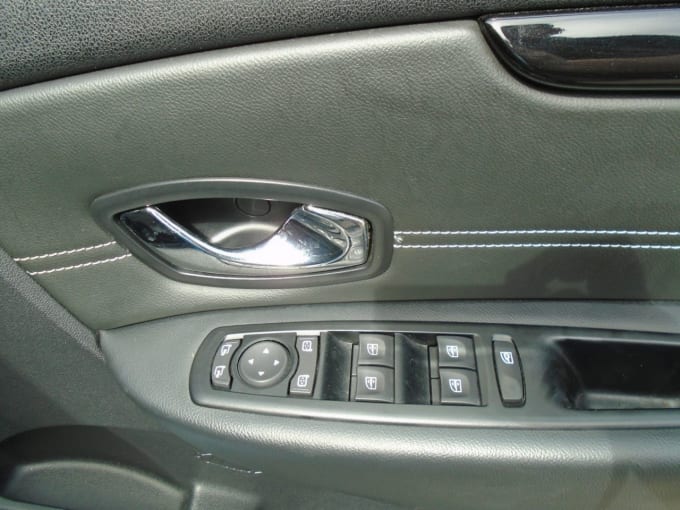 2025 Renault Grand Scenic