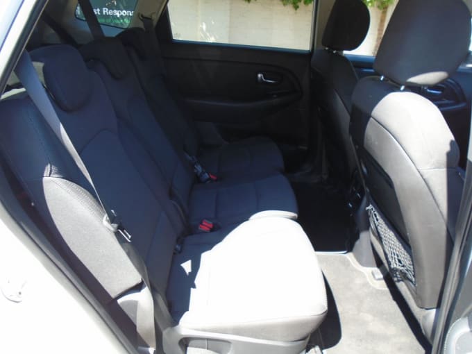 2025 Kia Carens