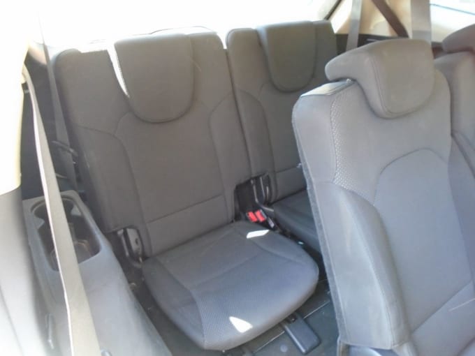 2025 Kia Carens