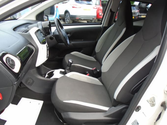 2025 Toyota Aygo