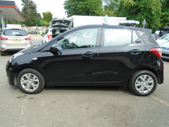 2025 Hyundai I10