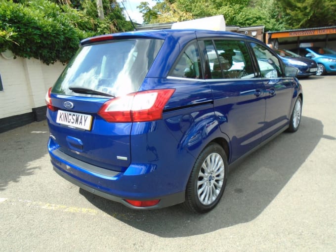 2025 Ford Grand C-max