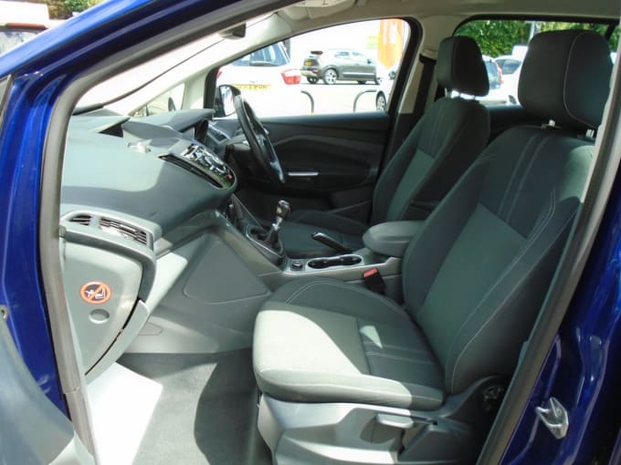 2025 Ford Grand C-max