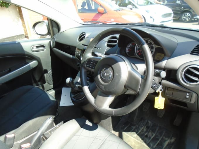 2025 Mazda Mazda2